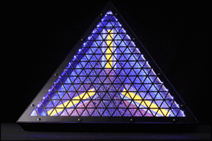 L1910218-RAYTRO-PYRAMID_GIF